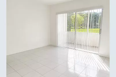 2200 Park Lane #107, Hollywood, FL 33021 - Photo 8