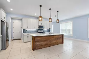 3524 NW Solange Ct, Jensen Beach, FL 34957 - Photo 2