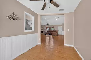 17546 Prado Blvd, The Acreage, FL 33470 - Photo 12