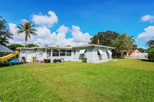 2708 Cherokee Ct, West Palm Beach, FL 33406 - Photo 14