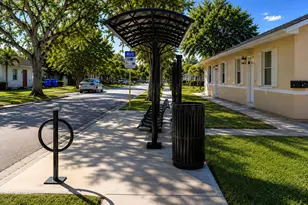 2302 Liberty St, Hollywood, FL 33020 - Photo 2