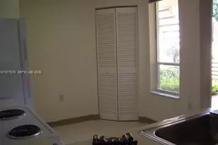 12101 Glenmoor Dr, West Palm Beach, FL 33409 - Photo 6