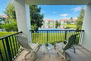 902 Villa Cir, Boynton Beach, FL 33435 - Photo 2