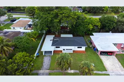 810 Wyoming Avenue, Fort Lauderdale, FL 33312 - Photo 2