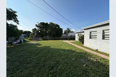 1526 NE 1st Court, Boynton Beach, FL 33435 - Photo 6