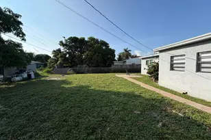 1526 NE 1st Ct, Boynton Beach, FL 33435 - Photo 6