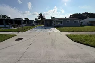 1526 NE 1st Ct, Boynton Beach, FL 33435 - Photo 4