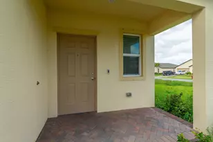 731 Carlyle Wy, Fort Pierce, FL 34947 - Photo 2