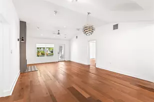 521 NE 8th Ave, Fort Lauderdale, FL 33301 - Photo 10