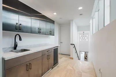 1040 Biscayne Boulevard #4202, Miami, FL 33132 - Photo 30
