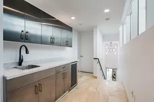 1040 Biscayne Blvd, Miami, FL 33132 - Photo 30