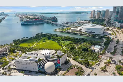 1040 Biscayne Boulevard #4202, Miami, FL 33132 - Photo 34