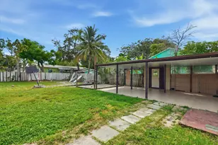 1023 N 25th Ave, Hollywood, FL 33020 - Photo 14