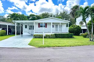 1316 W Bougainvillea Dr, Deerfield Beach, FL 33442 - Photo 1