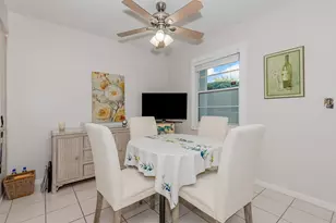 1004 Newport G, Deerfield Beach, FL 33442 - Photo 4