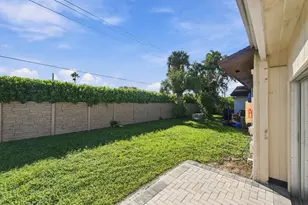 15676 Bottlebrush Cir, Delray Beach, FL 33484 - Photo 24