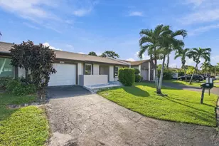 15676 Bottlebrush Cir, Delray Beach, FL 33484 - Photo 2