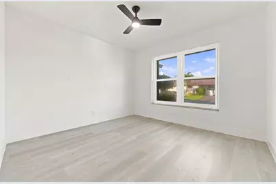 15676 Bottlebrush Circle, Delray Beach, FL 33484 - Photo 14