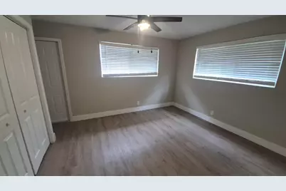 198 SE 27th Court #W, Boynton Beach, FL 33435 - Photo 10