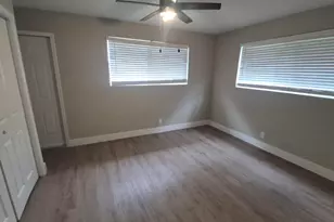 198 SE 27th Ct, Boynton Beach, FL 33435 - Photo 10