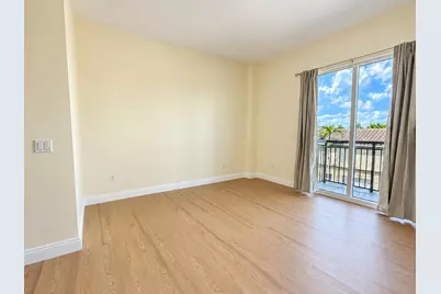 2633 NE 14th Avenue #109, Wilton Manors, FL 33334 - Photo 16