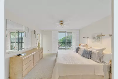 5280 Las Verdes Circle #320, Delray Beach, FL 33484 - Photo 22