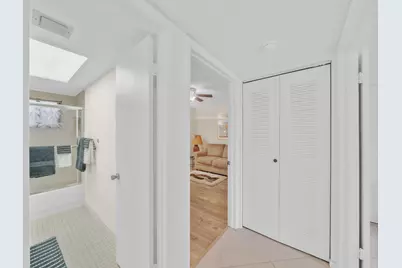 5280 Las Verdes Circle #320, Delray Beach, FL 33484 - Photo 18