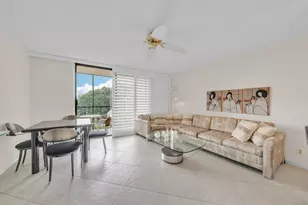 5280 Las Verdes Cir, Delray Beach, FL 33484 - Photo 8
