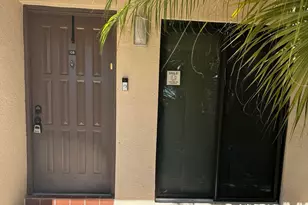 351 Club Cir, Boca Raton, FL 33487 - Photo 8