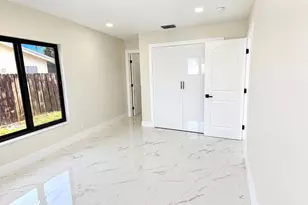 4922 Royal S, West Palm Beach, FL 33415 - Photo 8