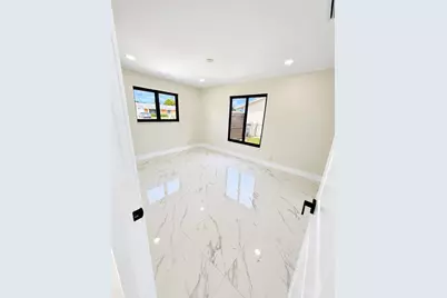 4922 Royal S, West Palm Beach, FL 33415 - Photo 6
