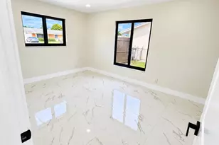 4922 Royal S, West Palm Beach, FL 33415 - Photo 6