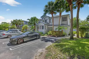 406 Harbour Pointe Way, Greenacres, FL 33413 - Photo 6