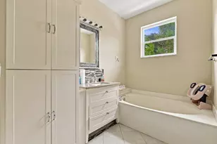 1086 NW Leonardo Cir, Port Saint Lucie, FL 34986 - Photo 28