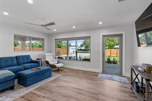 918 SE 3rd Ave, Delray Beach, FL 33483 - Photo 18