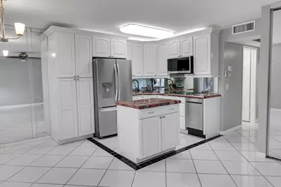 3061 Exeter D, Boca Raton, FL 33434 - Photo 10