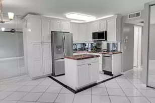 3061 Exeter D, Boca Raton, FL 33434 - Photo 10