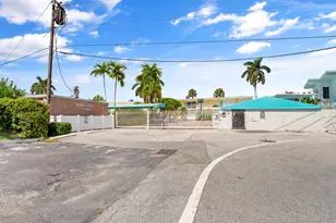 3037 Harbor Dr, Fort Lauderdale, FL 33316 - Photo 20
