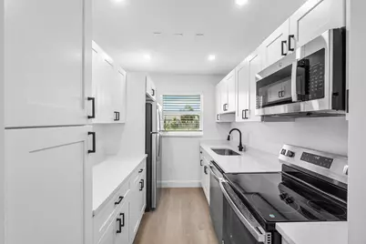 165 South Boulevard #B, Boynton Beach, FL 33435 - Photo 8