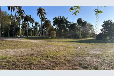 1977 E Main Street, Pahokee, FL 33476 - Photo 6