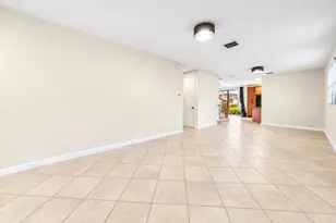 247 W Chrystie Circle, Delray Beach, FL 33484 - Photo 8