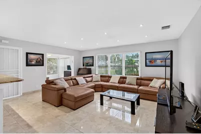 702 South Drive #A, Delray Beach, FL 33445 - Photo 10