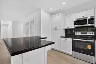 4011 NW 93rd Ave, Sunrise, FL 33351 - Photo 2