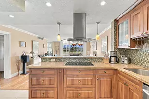 3980 Oaks Clubhouse Dr, Pompano Beach, FL 33069 - Photo 2
