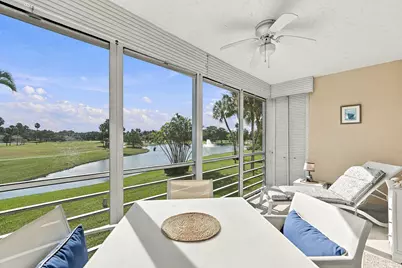 3980 Oaks Clubhouse Drive #212, Pompano Beach, FL 33069 - Photo 6