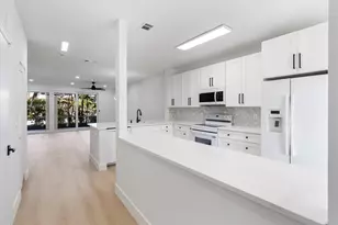 6809 Via Regina, Boca Raton, FL 33433 - Photo 2