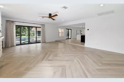 1013 Shady Lakes Circle, Palm Beach Gardens, FL 33418 - Photo 18