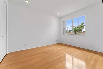 156 Isle Verde Way, Palm Beach Gardens, FL 33418 - Photo 36