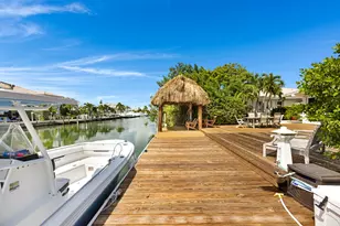 133 8th St, Key Colony Beach, FL - Photo 24