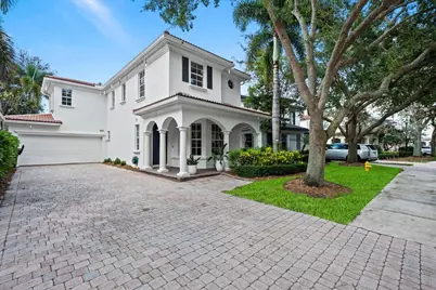 651 Castle Drive, Palm Beach Gardens, FL 33410 - Photo 4